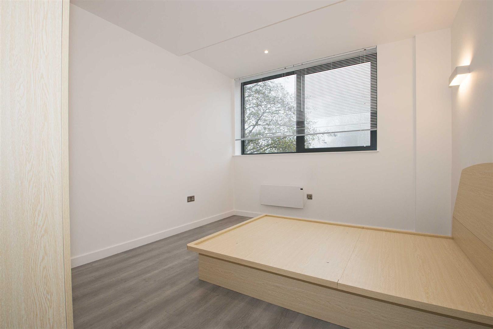 Capital Drive, Linford Wood, Milton Keynes